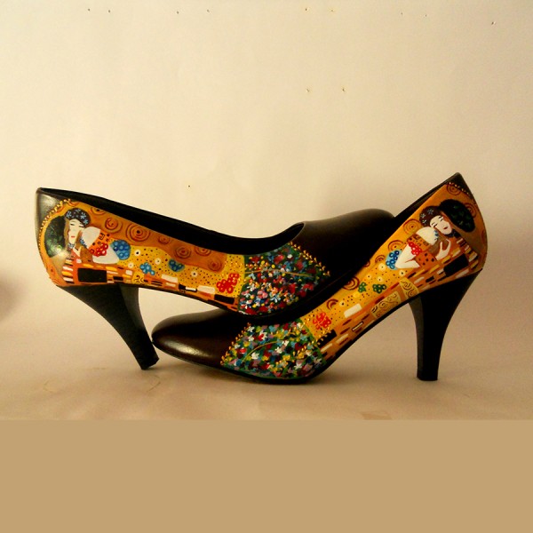 Scarpe dipinte a mano decolte Il Bacio – Klimt Scarpe dipinte a mano decolte Il Bacio - Klimt